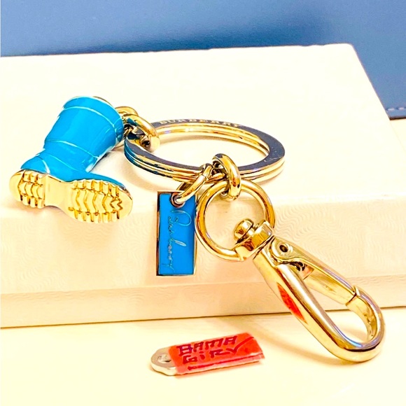 NWOT Burberry Boot Keychain/ Bag Charm - Picture 10 of 11